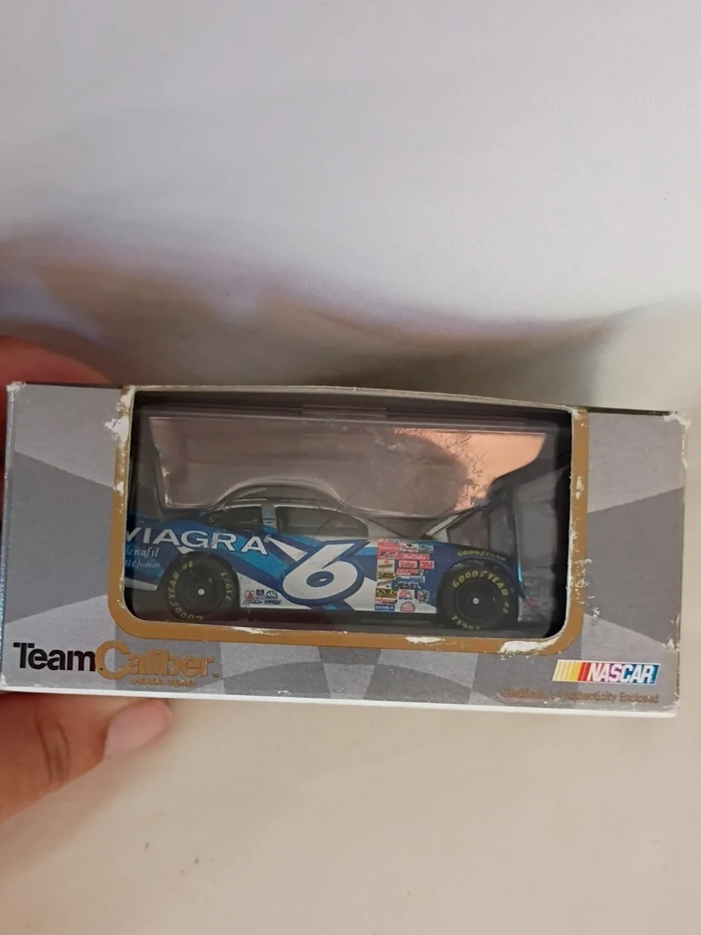 New Nascar TEAM CALIBER Mark Martin 1/64 Scale 2001 Blue Ford Taurus Collectible
